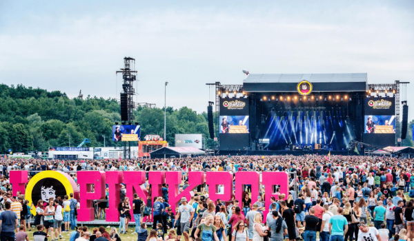 Pinkpop terrein tijdens het festival